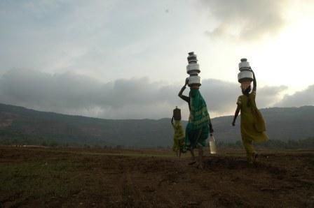 2009 When will the life of this Sonia, Pratibha, Meira Improve When will the life of this Sonia, Prathiba and Meira improve?